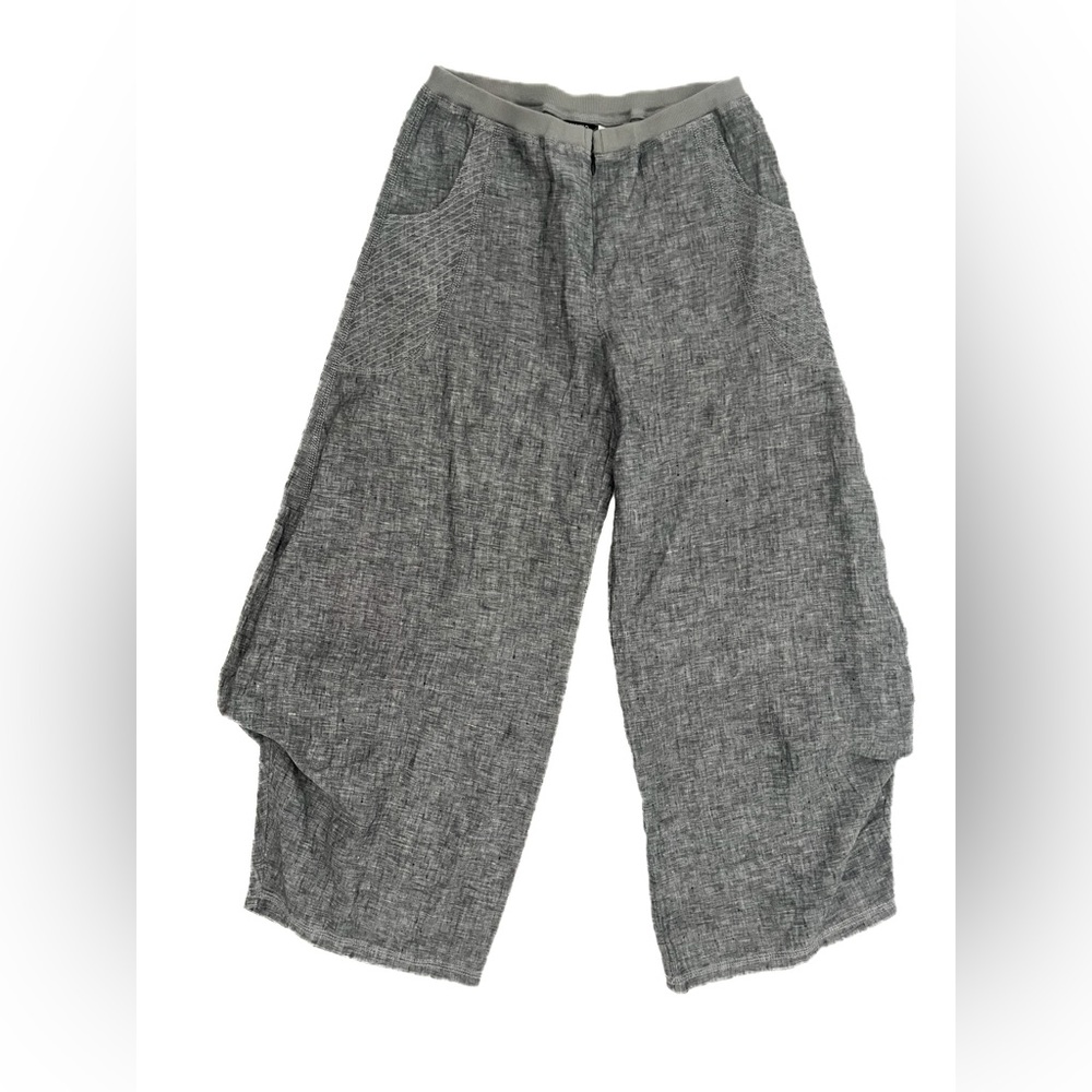 Vivid Linen Flare Legged Pant In Two-Tone Black - Picture 4 of 7